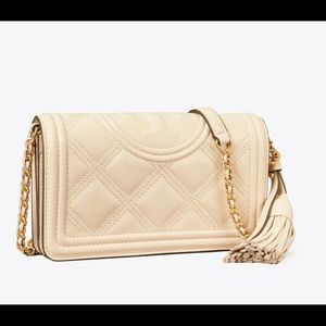 FLEMING SOFT WALLET CROSSBODY